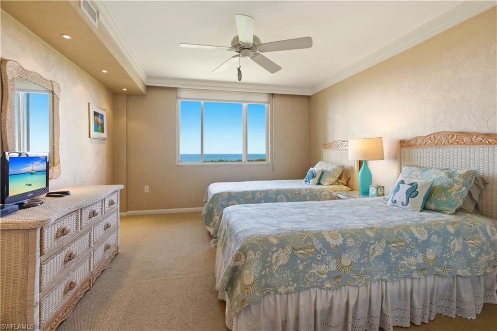 15 Bluebill AVE # 702