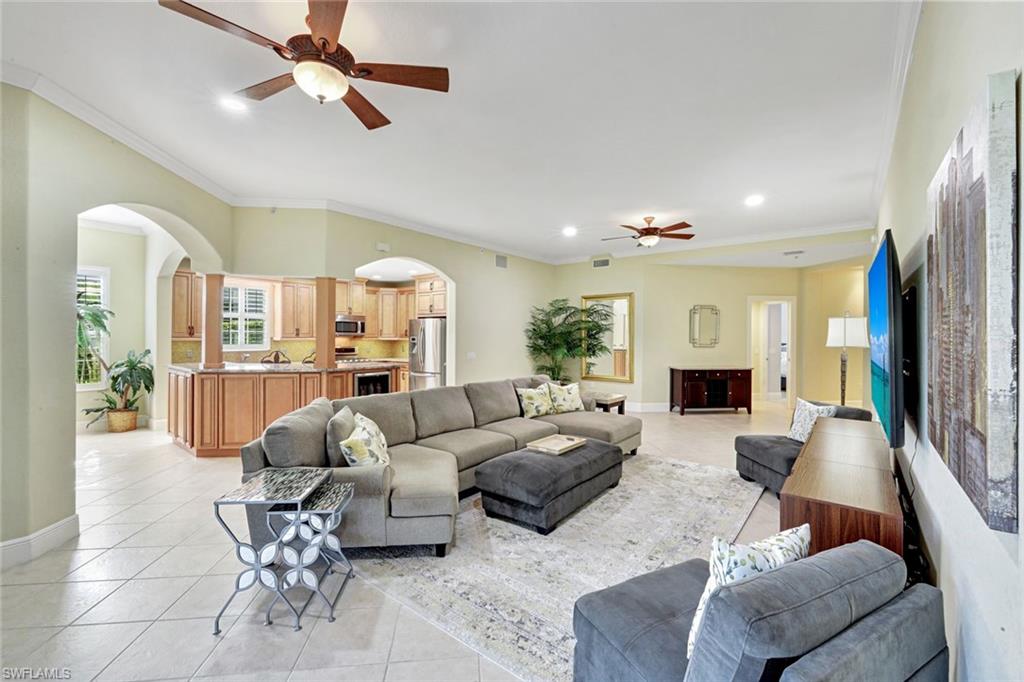 9002 Cascada WAY # 102