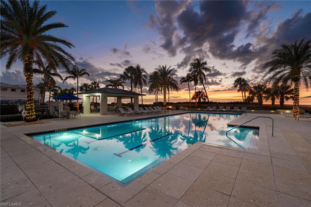 4051 Gulf Shore BLVD N # 204