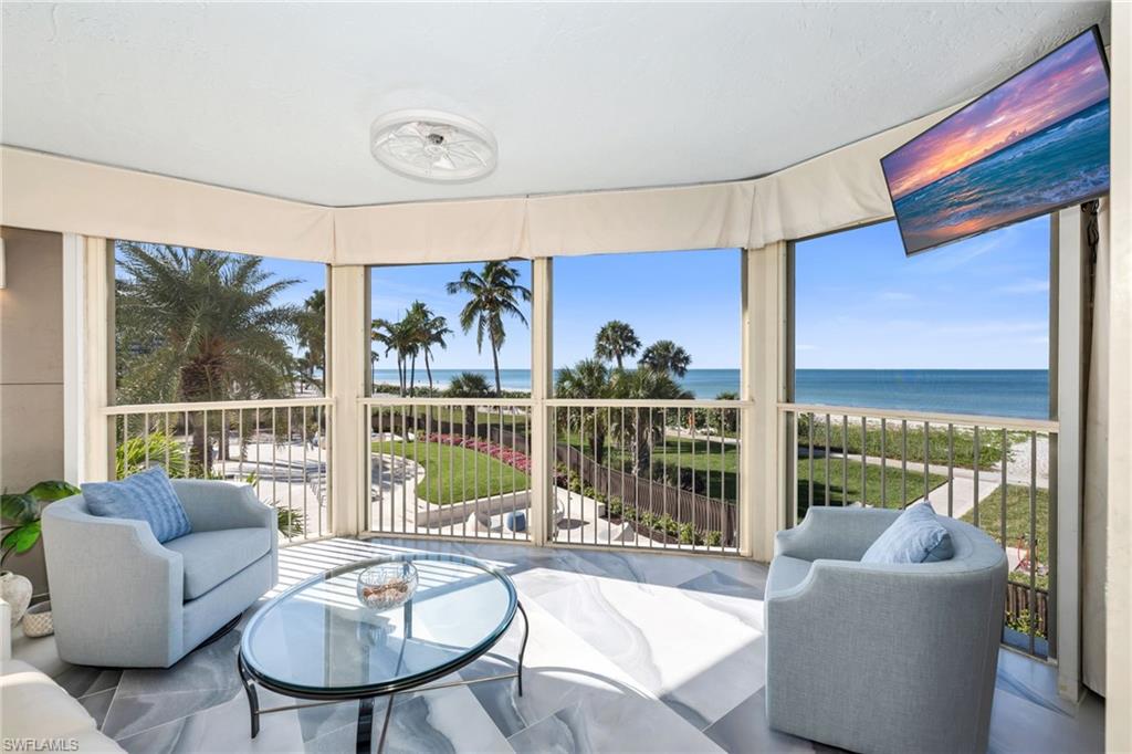 4051 Gulf Shore BLVD N # 204