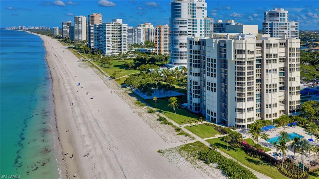 4051 Gulf Shore BLVD N # 204