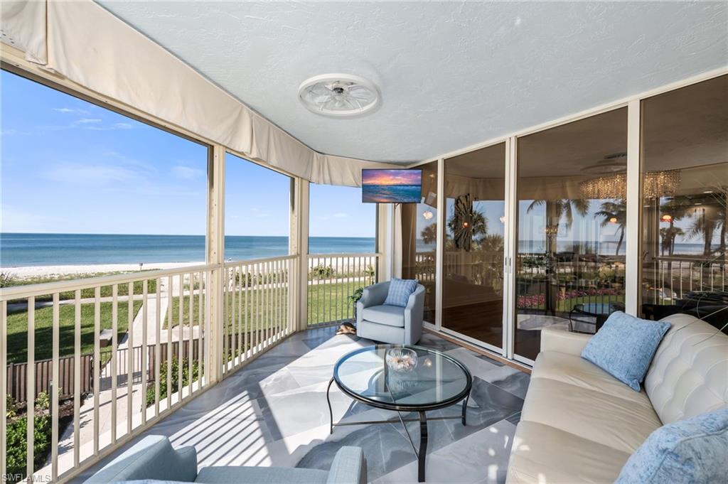 4051 Gulf Shore BLVD N # 204