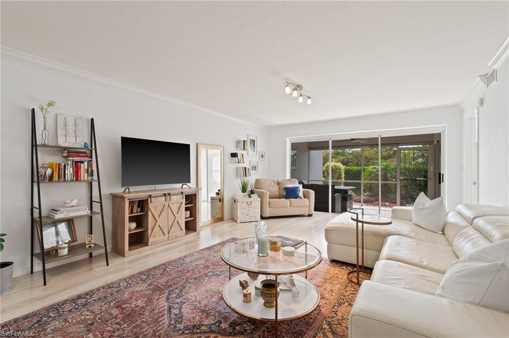 4261 Shetland CT # A102