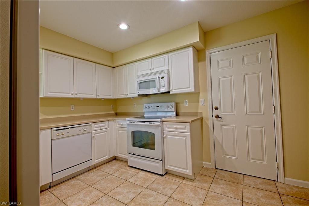 25064 Peacock LN # 102