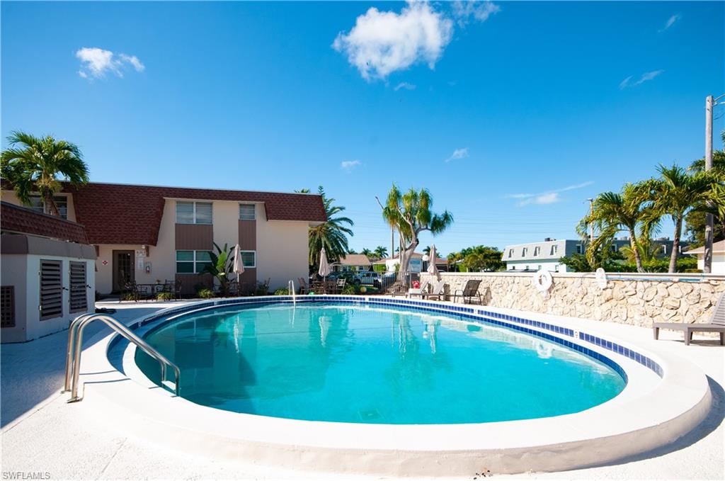 457 Tallwood ST # 108