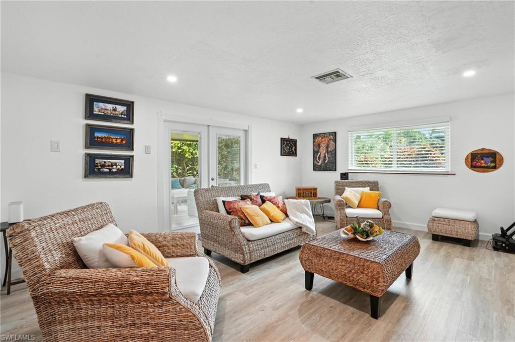 3571 Santiago WAY