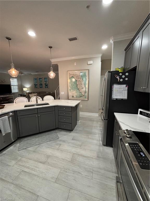 9086 Albion LN S # 7301