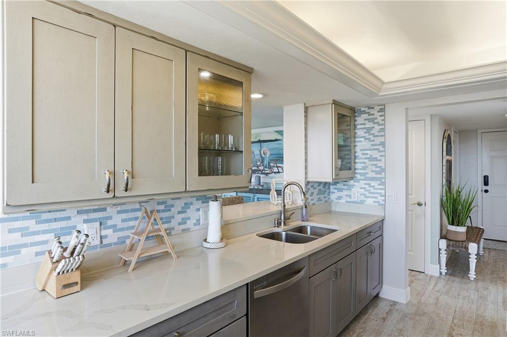 17 Bluebill AVE # 1101