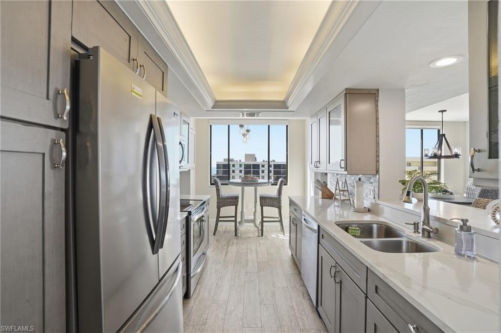 17 Bluebill AVE # 1101