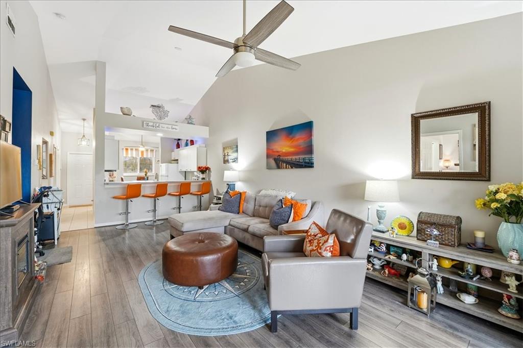 422 Valerie WAY # 202