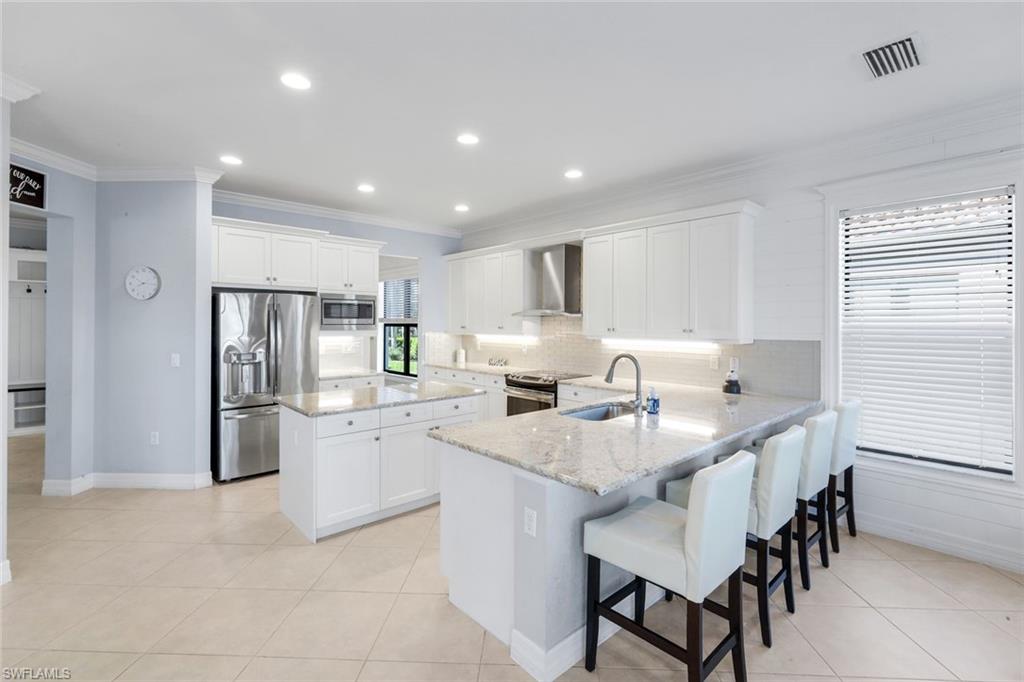 2735 Cinnamon Bay CIR