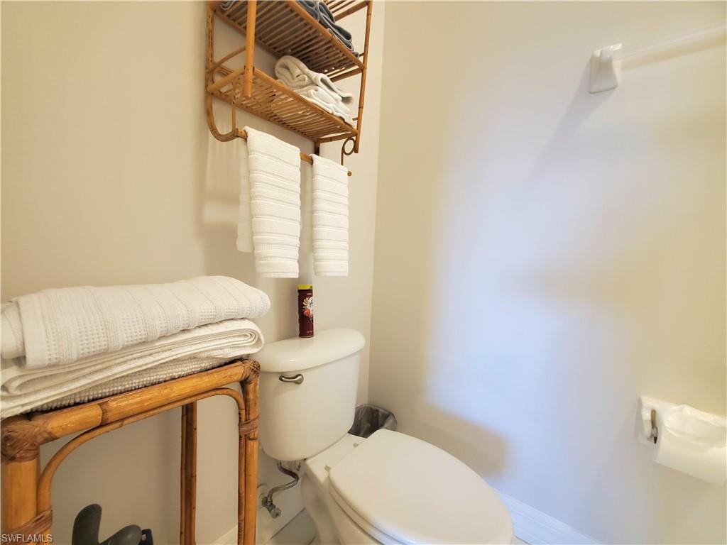 1100 Eastham WAY # 305 Unit: A-305