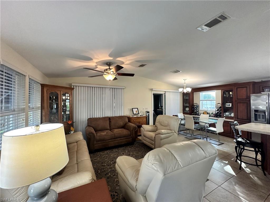 1514 Diamond Lake CIR