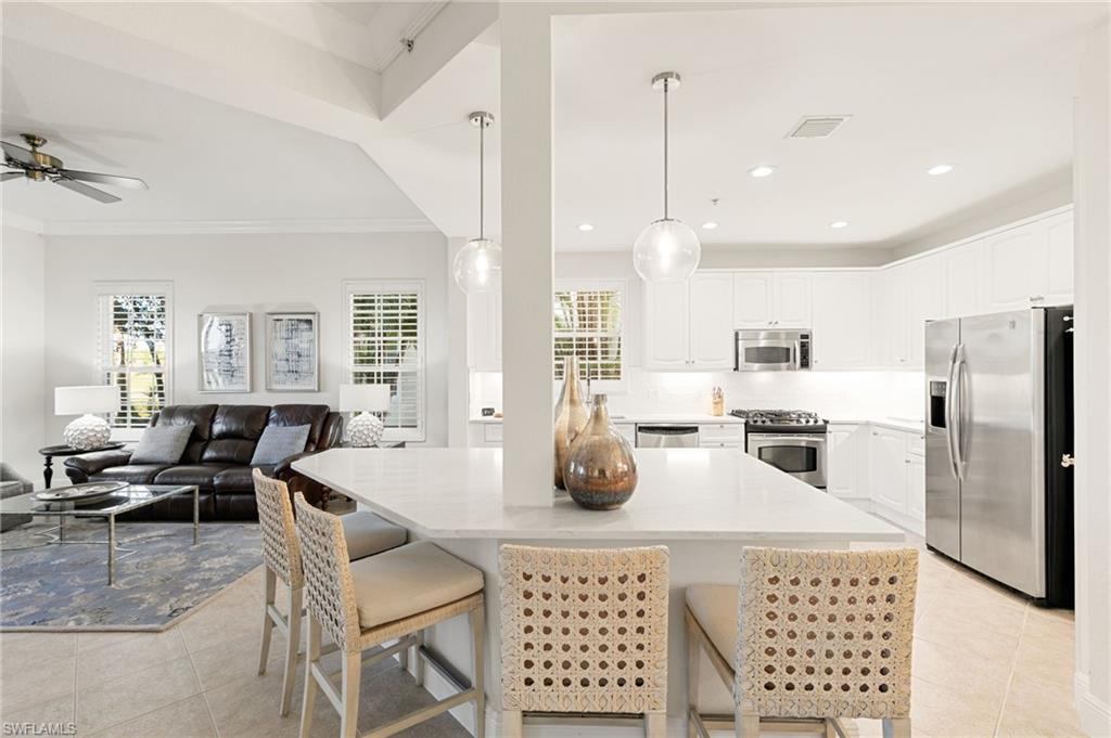 9082 Cascada WAY # 102 Unit: 9-102