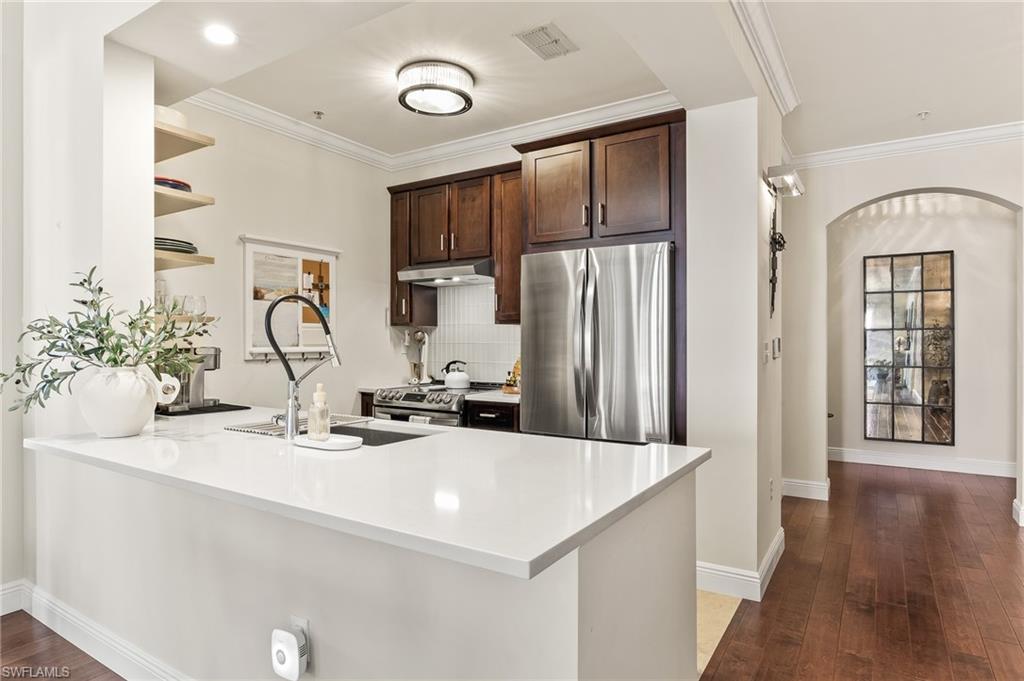 23191 Fashion DR # 8212