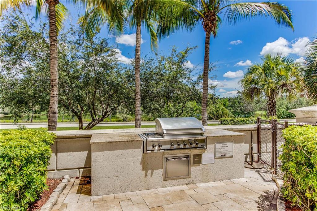 23191 Fashion DR # 8212