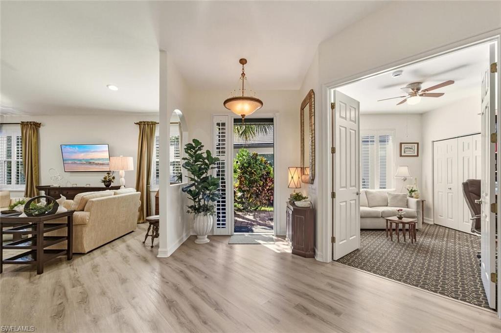 1806 Tarpon Bay DR S # 96