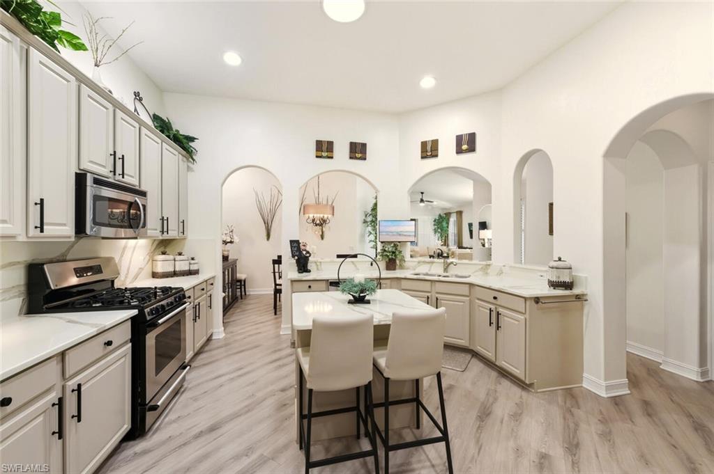 1806 Tarpon Bay DR S # 96