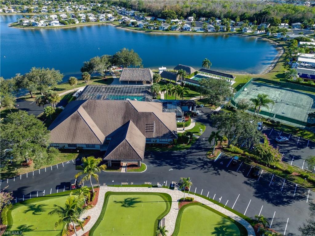 2048 Crystal Lake DR