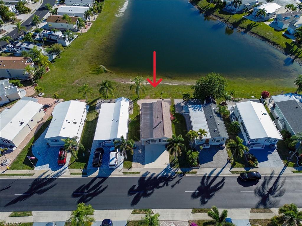 2048 Crystal Lake DR