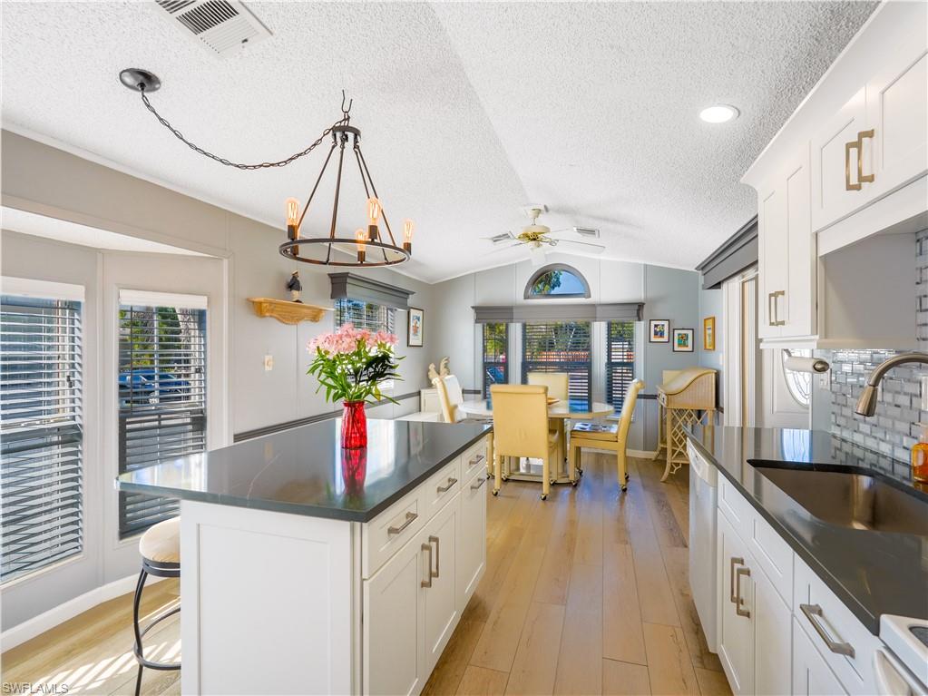 2048 Crystal Lake DR