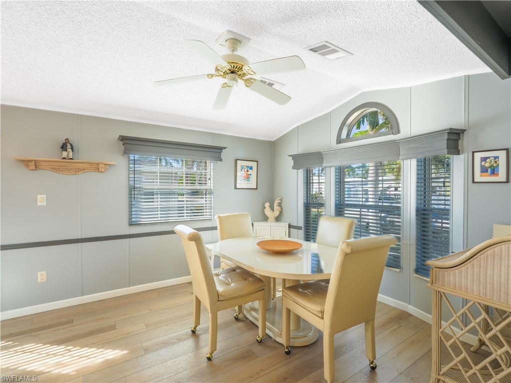 2048 Crystal Lake DR