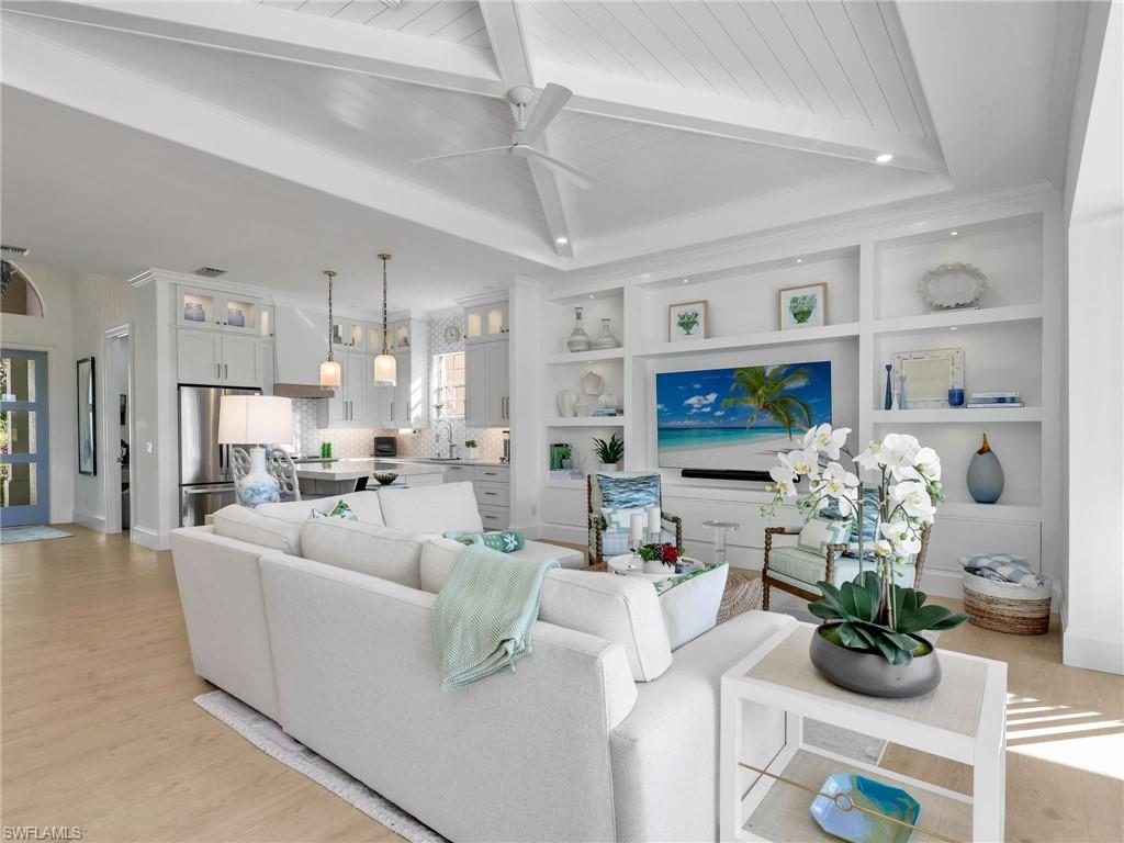 4304 Kensington High ST