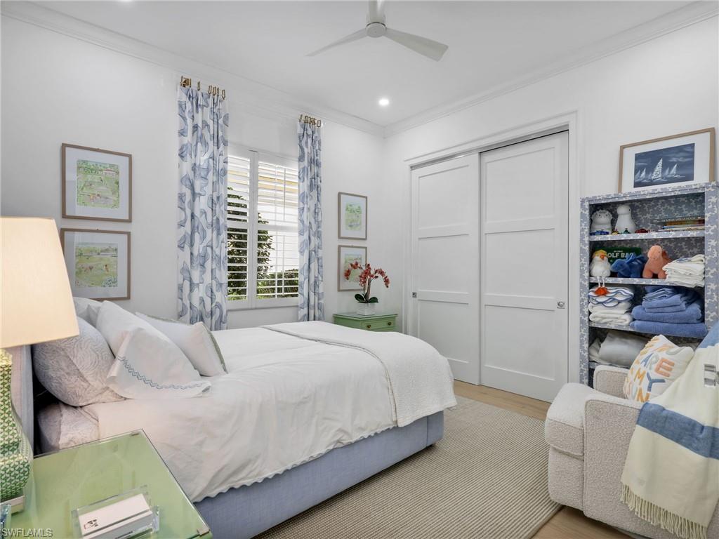 4304 Kensington High ST