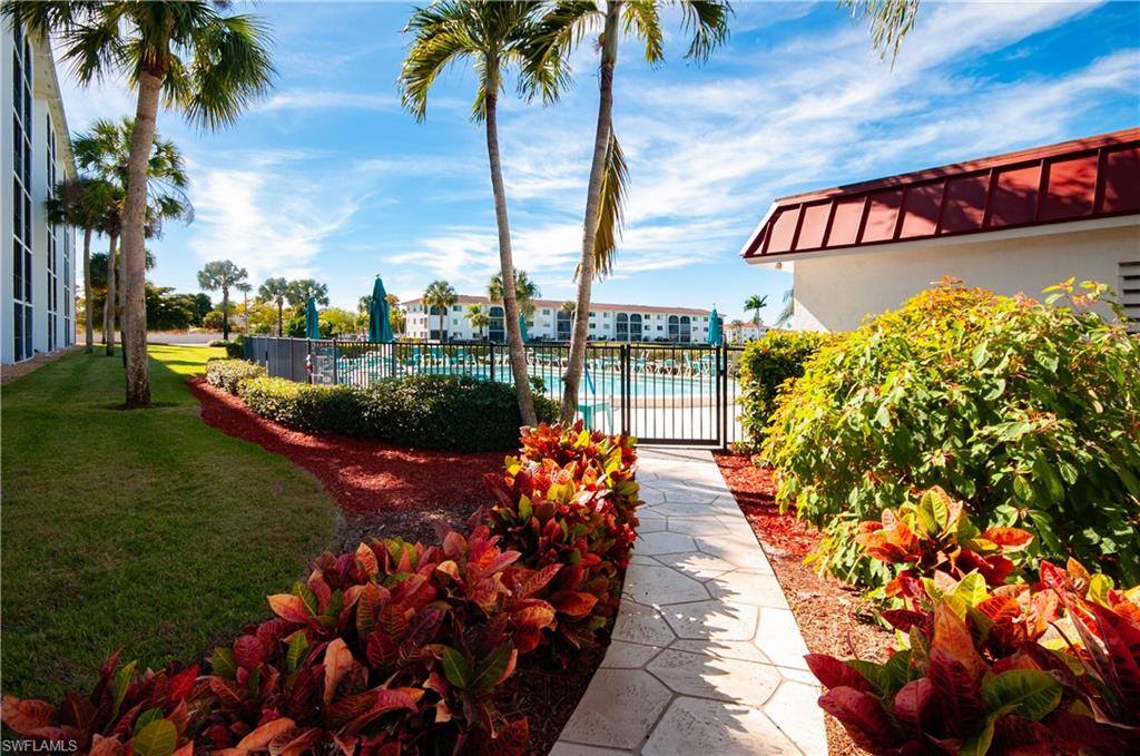 29 High Point CIR E # 103