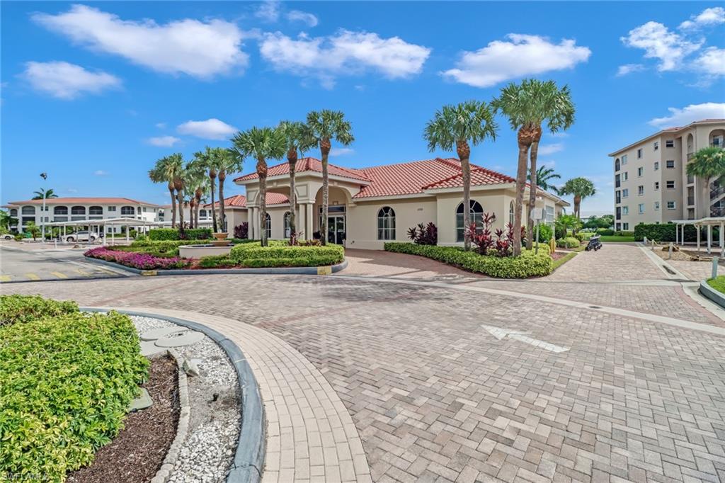 29 High Point CIR E # 103