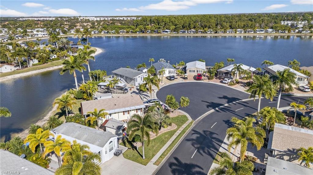 3131 Crystal Lake DR