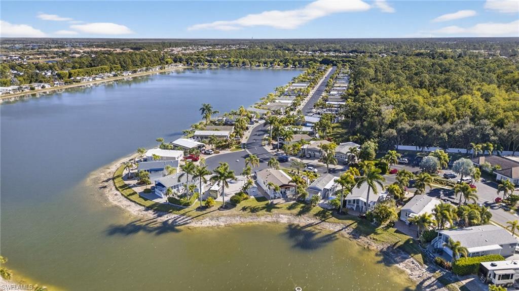 3131 Crystal Lake DR