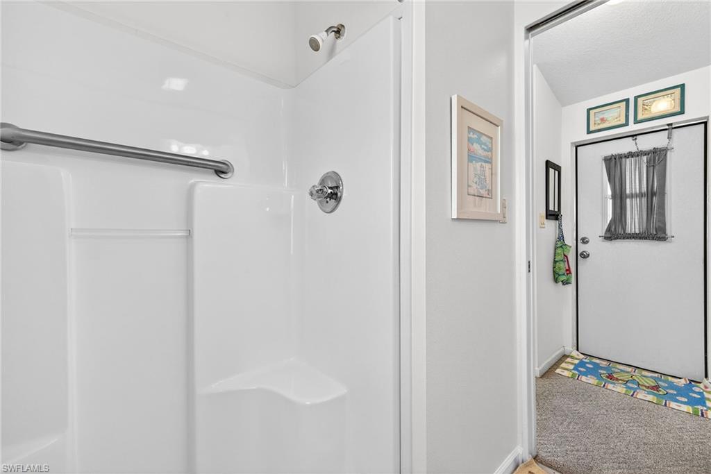 3131 Crystal Lake DR