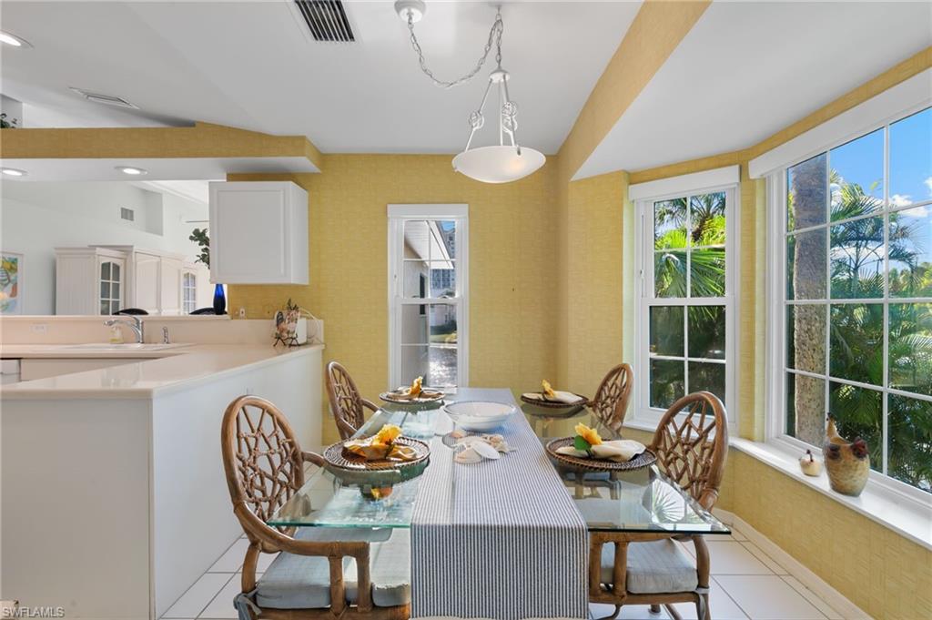 768 Wiggins Lake DR # 202