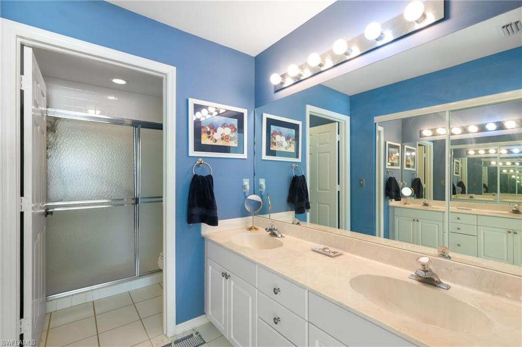 768 Wiggins Lake DR # 202