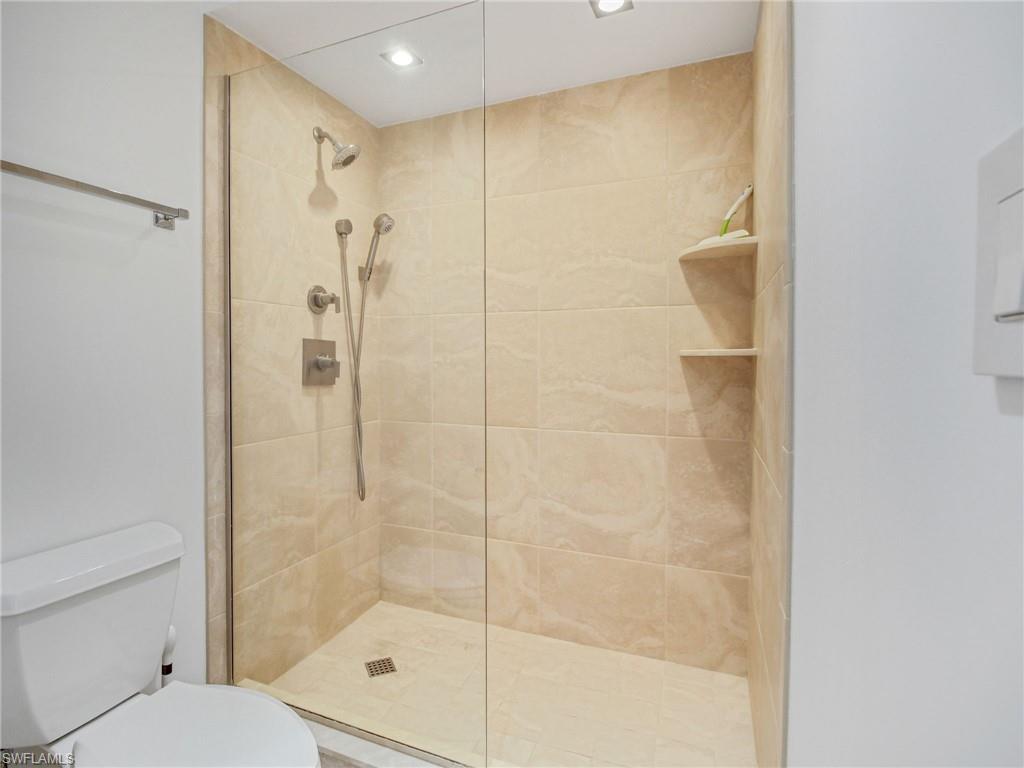 9415 Gulf Shore DR # 102