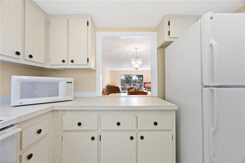 5683 Rattlesnake Hammock RD # 202 Unit: A-202