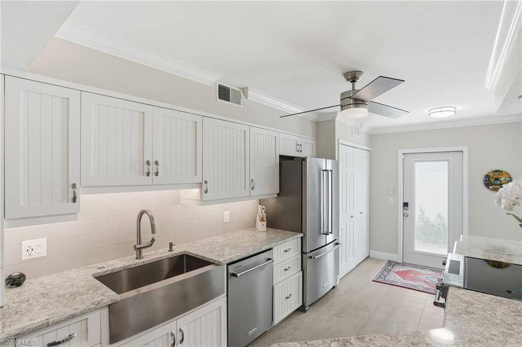 4945 Cougar CT S # 4