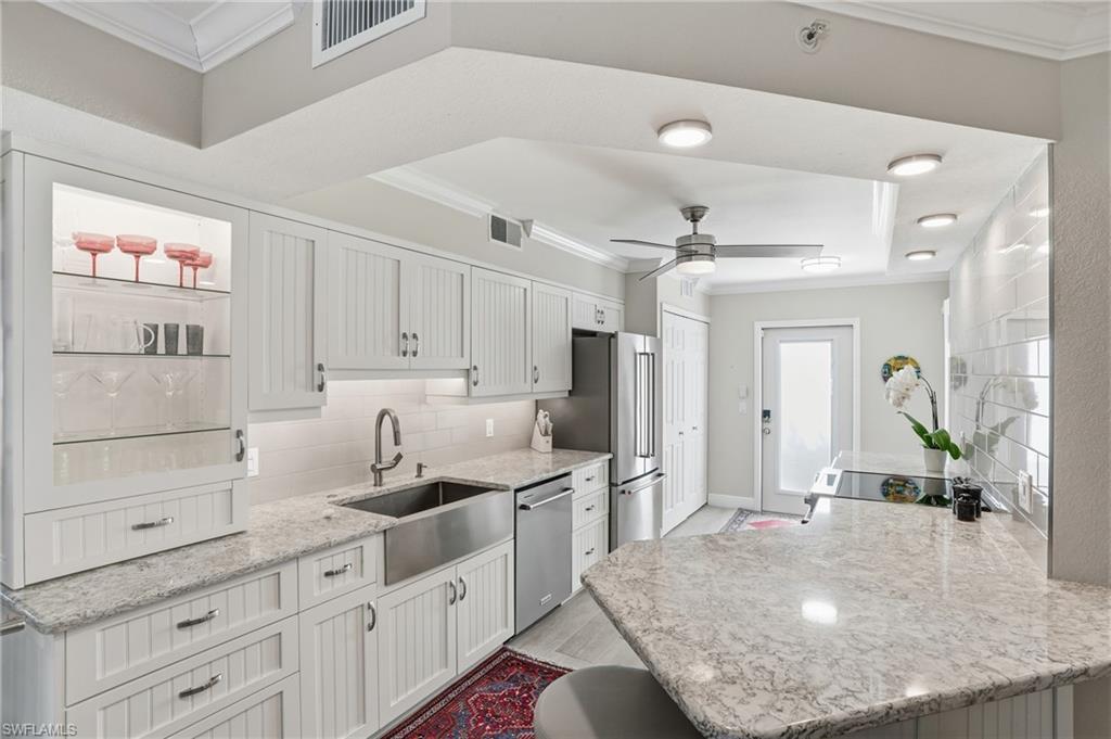 4945 Cougar CT S # 4