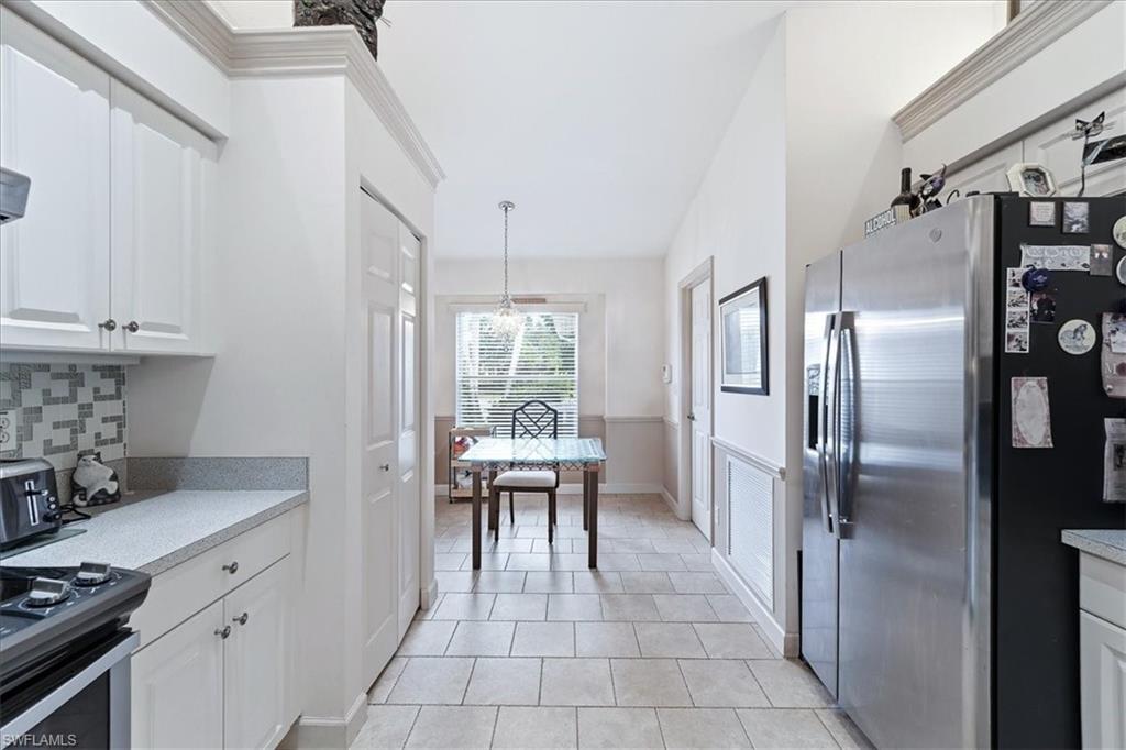 1827 W Crown Pointe BLVD