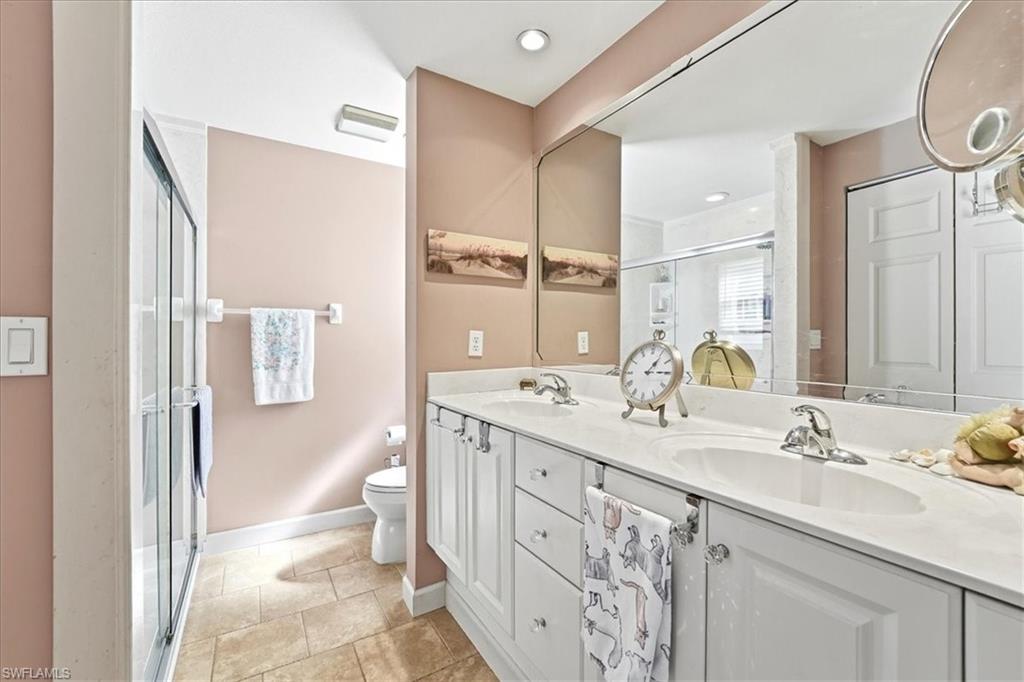 1827 W Crown Pointe BLVD