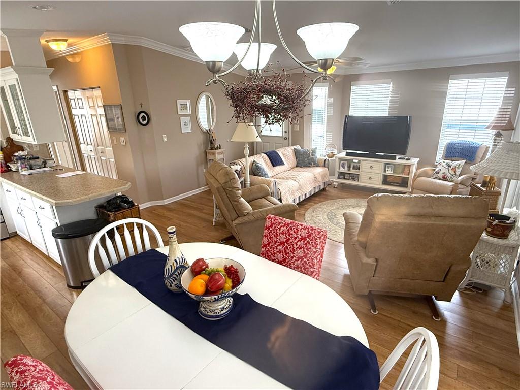 1631 Diamond Lake CIR