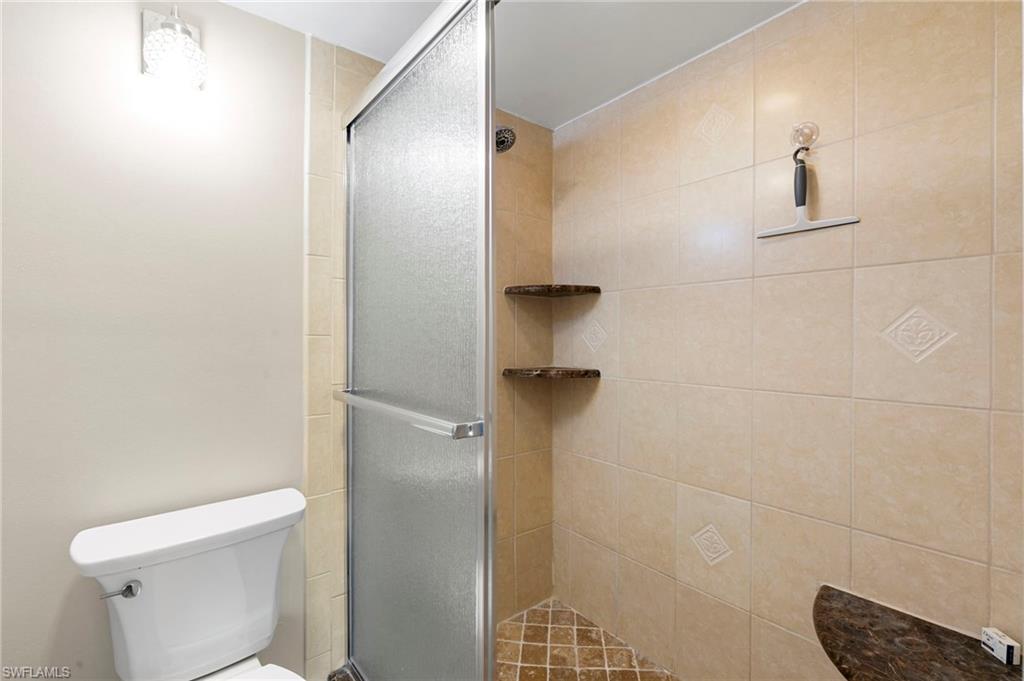 960 Swallow AVE # 203