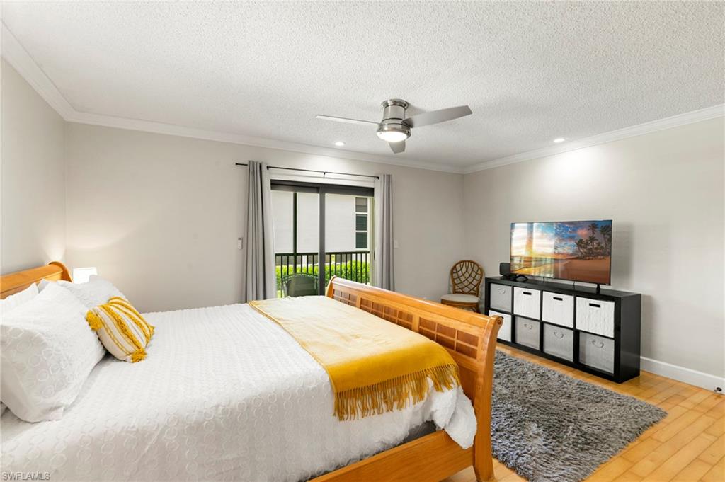 960 Swallow AVE # 203