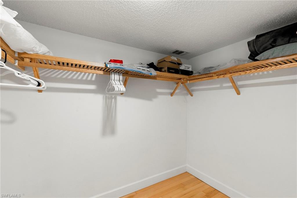 960 Swallow AVE # 203