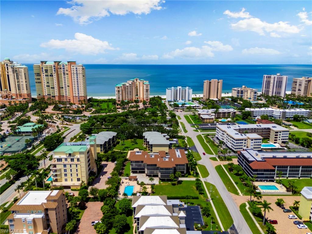 960 Swallow AVE # 203