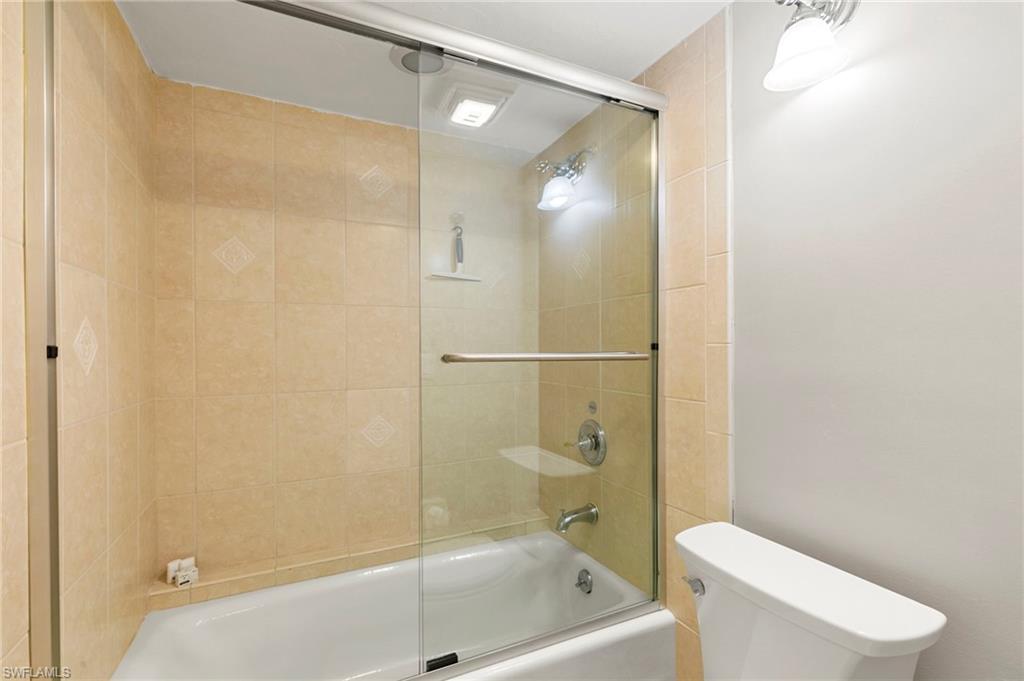 960 Swallow AVE # 203