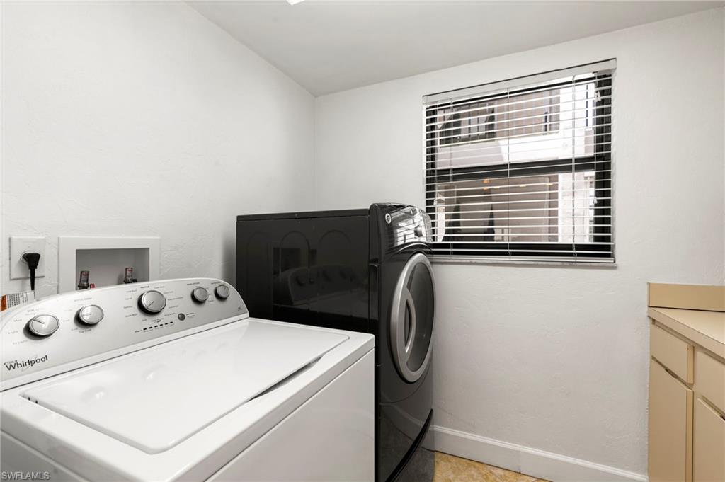 960 Swallow AVE # 203