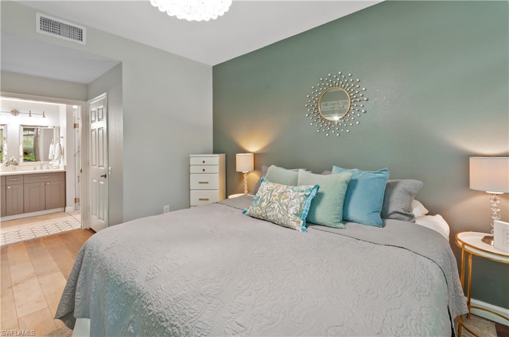 10020 Heather LN 901