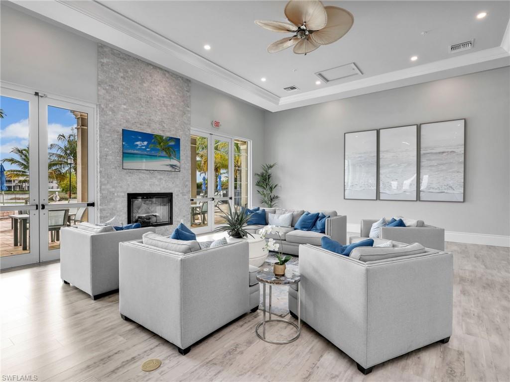 268 Indies DR E # 201